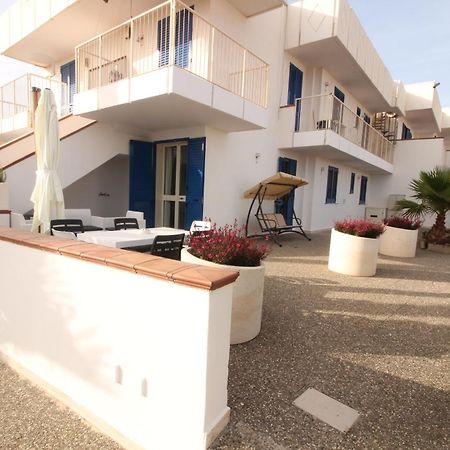 Residence Mare Azzurro Torre San Giovanni Ugento Exterior photo