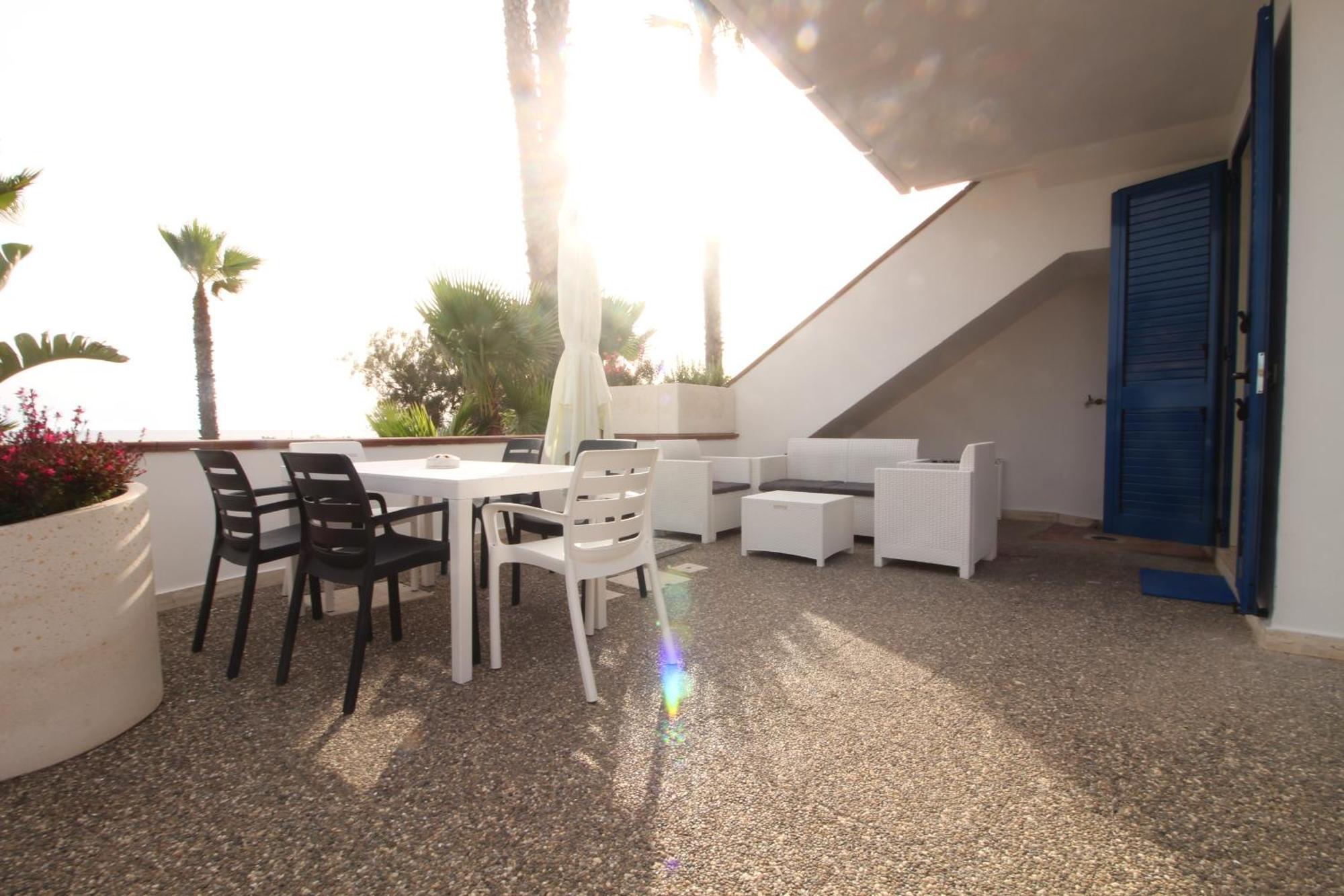 Residence Mare Azzurro Torre San Giovanni Ugento Exterior photo