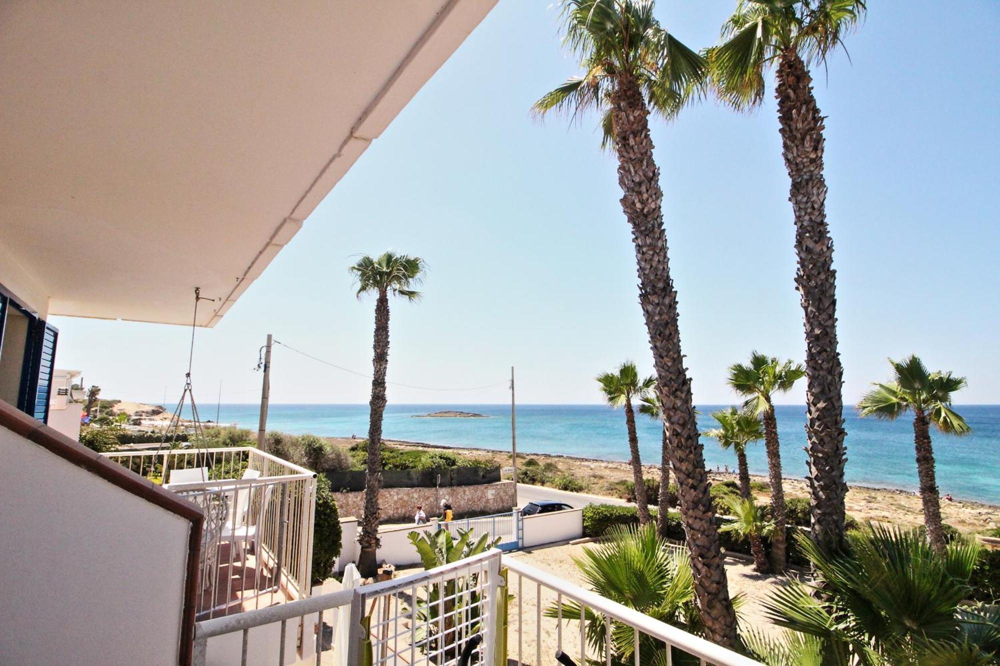 Residence Mare Azzurro Torre San Giovanni Ugento Exterior photo